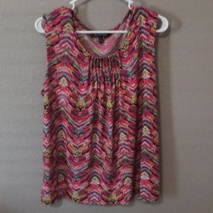 Nice Kasper sleeveless top. Size XL